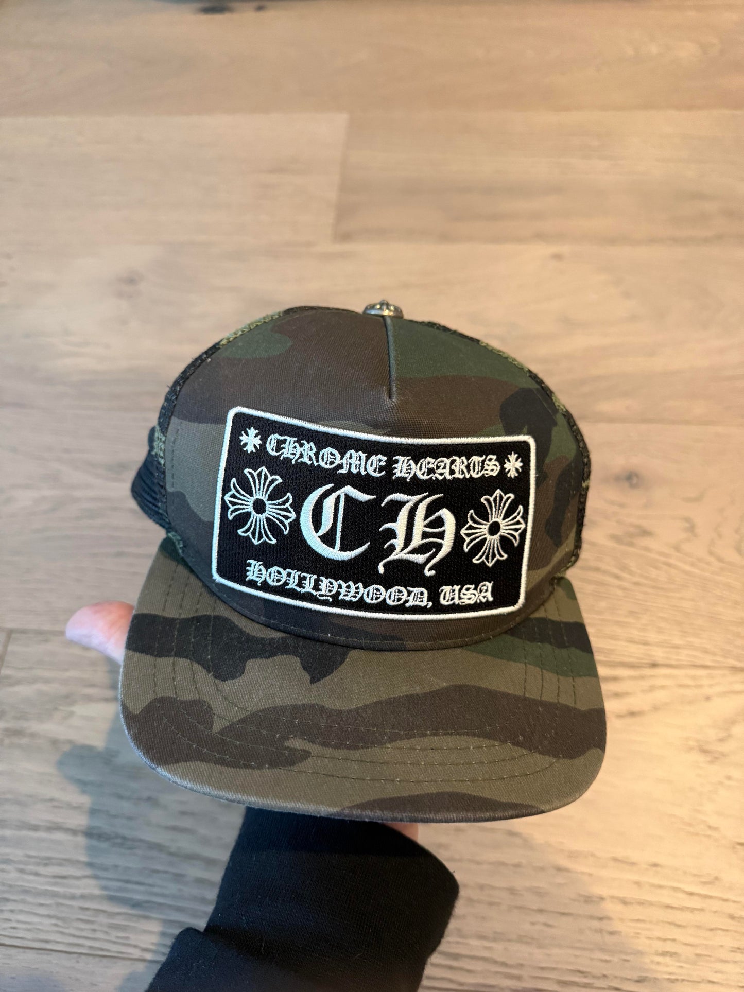 Chrome hearts camo trucker hat- used great condition